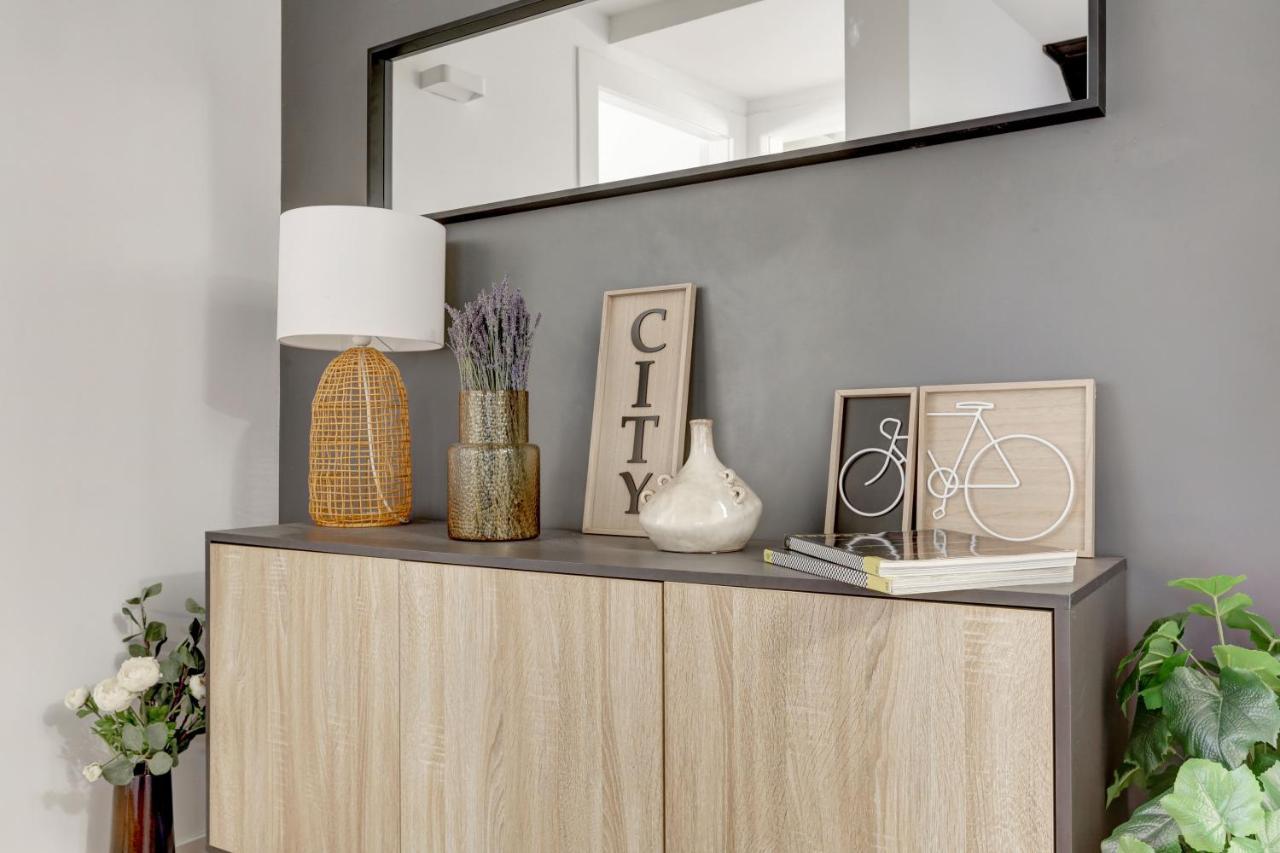 Colosseo Apt Laterano 85 - Home And More Рим Екстериор снимка