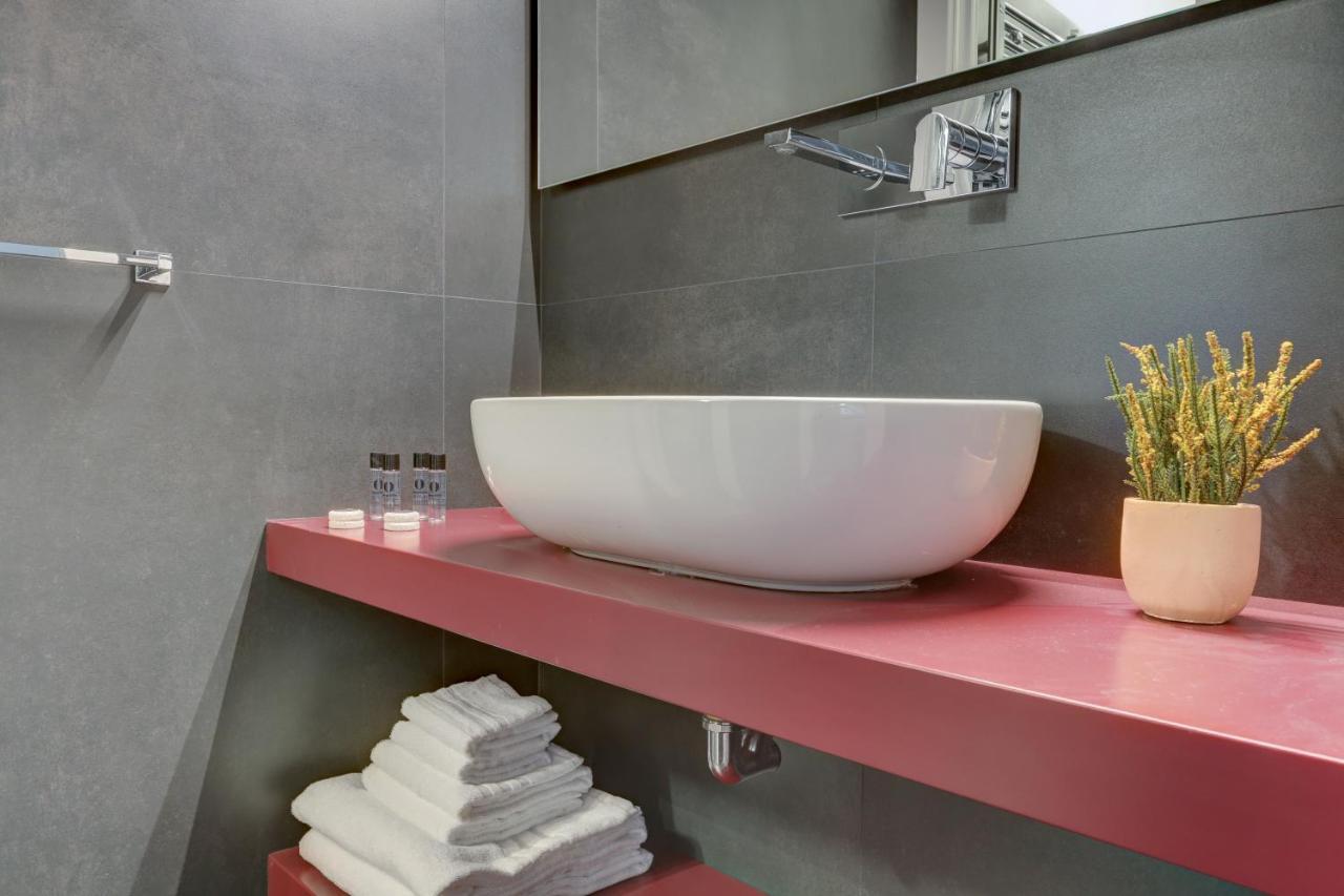 Colosseo Apt Laterano 85 - Home And More Рим Екстериор снимка